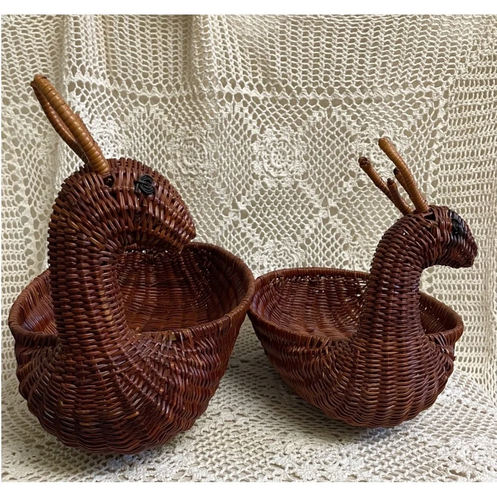 Wicker Deer Reindeer Basket Set Home Decor Brown Vintage FLAWS